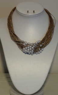 Collier en Lin et Perles